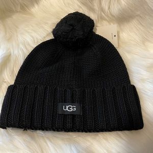UGG Pom Pom Beanie